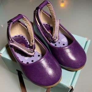 Twinkie purple shoes BNIB size 5 toddler